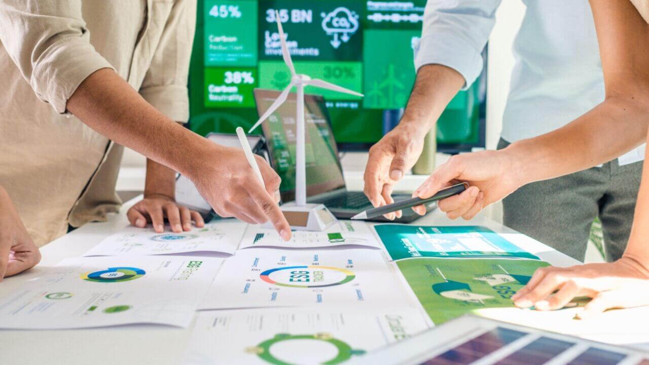 energy efficiency Shutterstock_2426862711