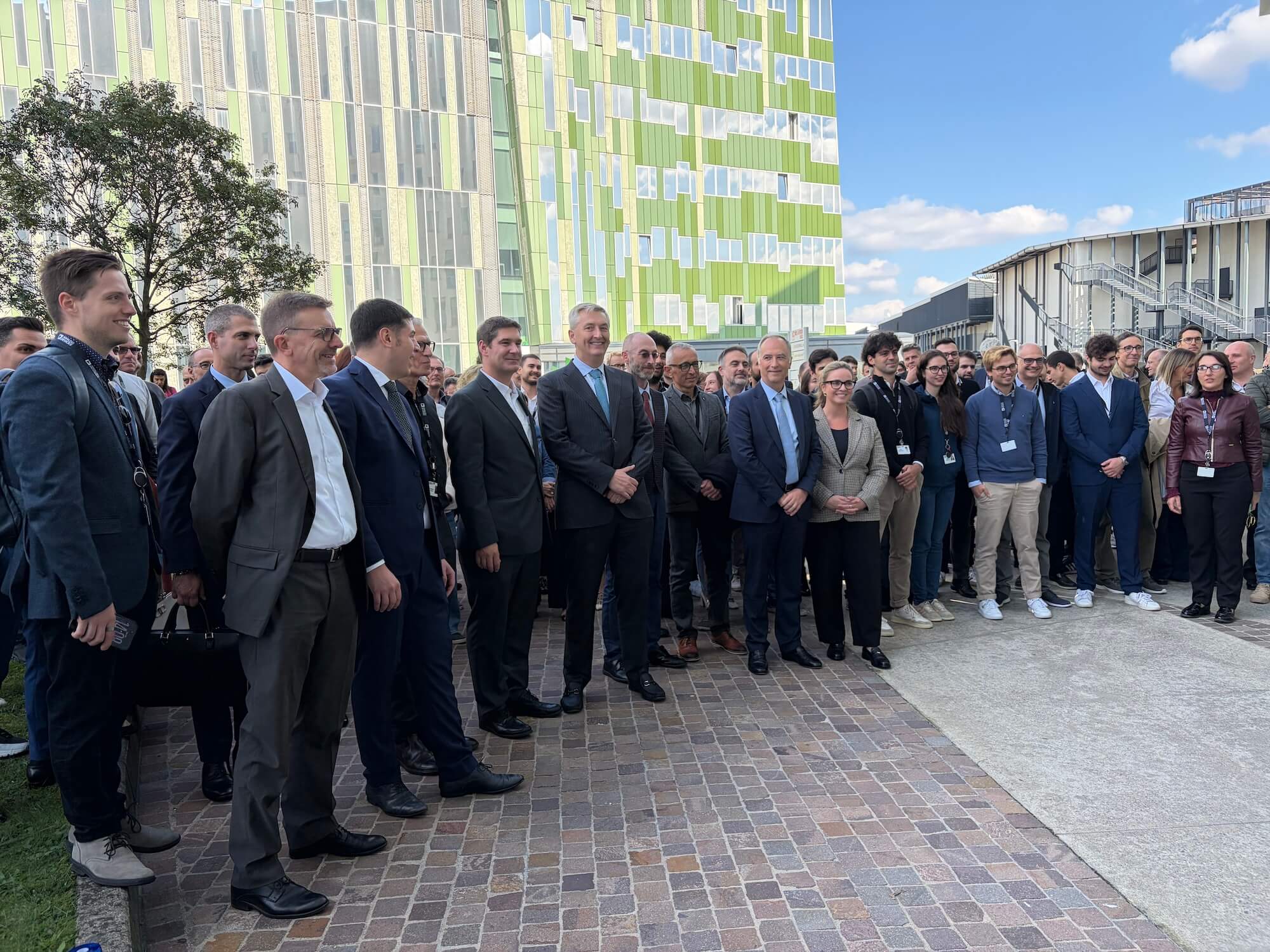 Analog Devices raddoppia: a Milano il nuovo hub R&S europeo per l’Intelligent Edge