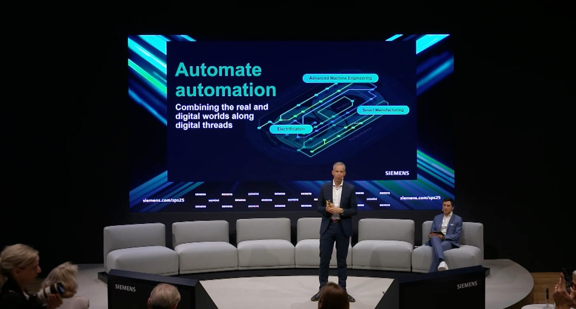 L’Industrial AI permetterà di ‘automatizzare l’automazione’, parola di Siemens