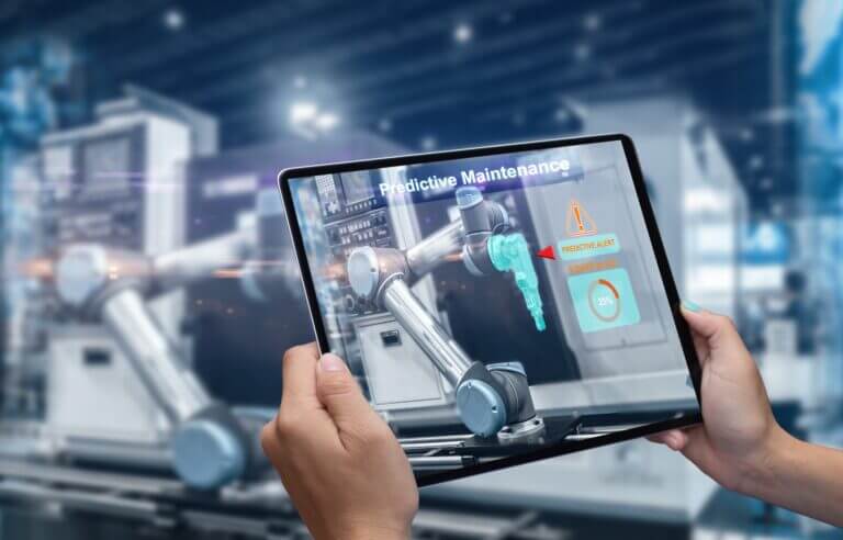 shutterstock manutenzione 2661743937