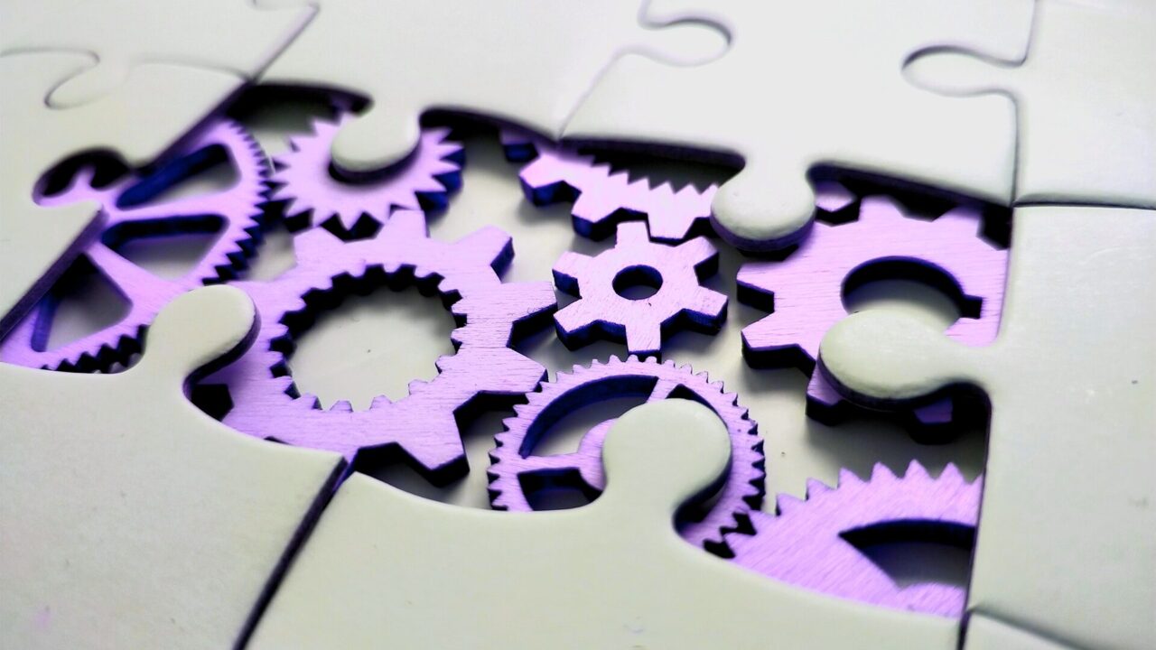 ERP in cloud nell’era dell’AI: l’ingranaggio intelligente dei processi aziendali