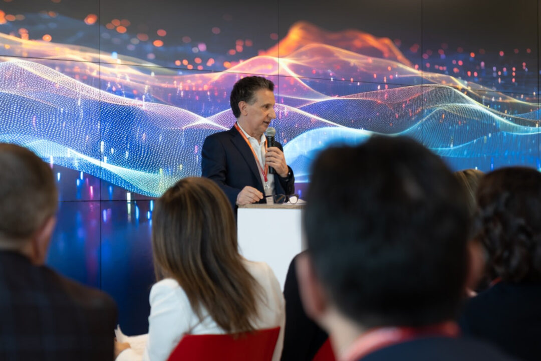 Scovenna, Customer Experience Center