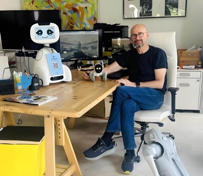 Robot Digital Passport – EZ Lab VivaTech