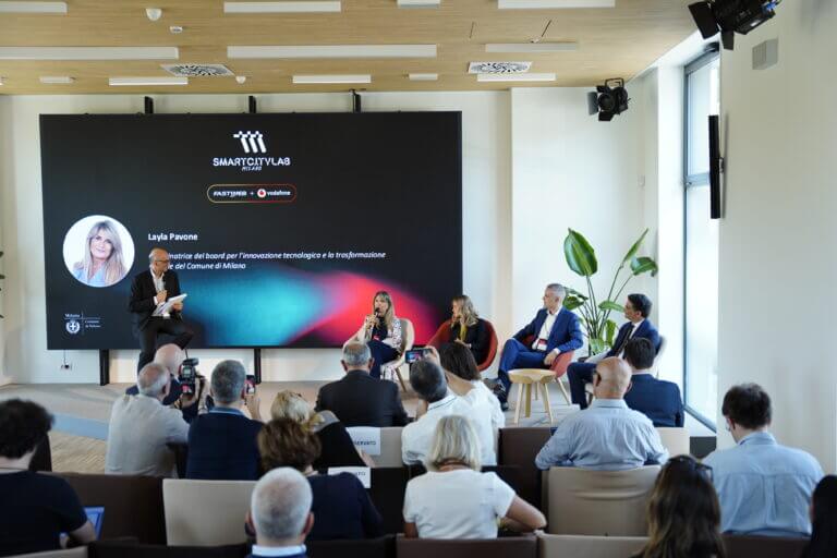 2026.07.22_Conferenza di lancio Innovation Hub_F+V e SCL Milano_Da dx Chiodaroli (PwC Italia)_ Magnino (F+V)_ Scopelliti (Comune di Milano)_ Pavone (Comune di Milano) 1