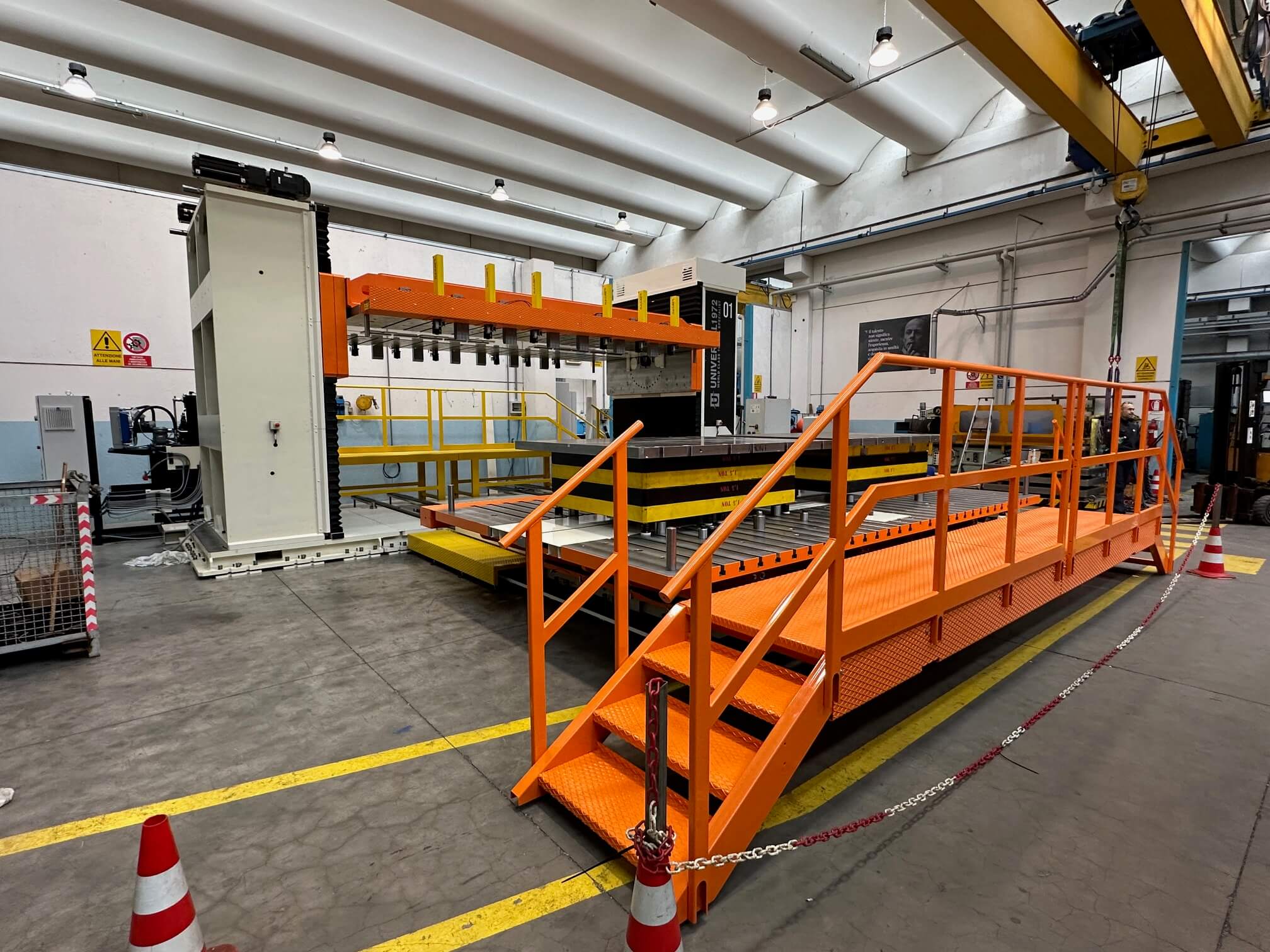 Addio alle lunghe attese per i cambi stampo: Bosch Rexroth e Universal 1972 azzerano i tempi morti nella grande industria