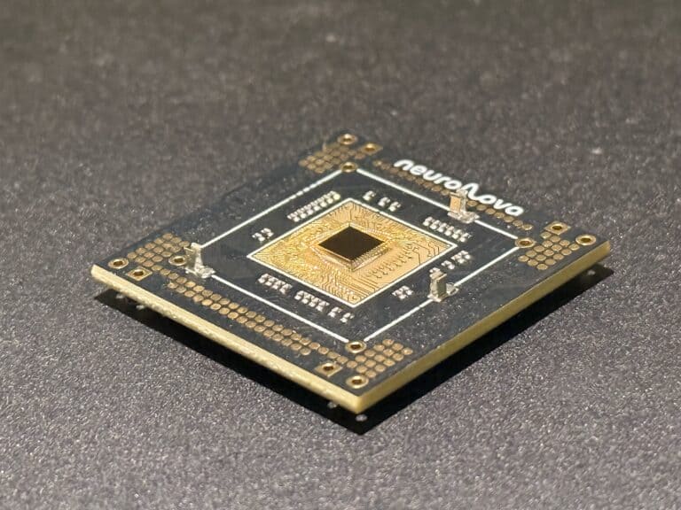 neuronova_chip_HD